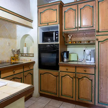 Spacious With Private Pool And Park, Cleaning Included Puisserguier