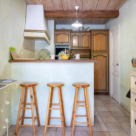 Spacious With Private Pool And Park, Cleaning Included Feriehus