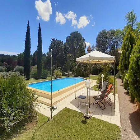 Feriehus Spacious With Private Pool And Park, Cleaning Included *