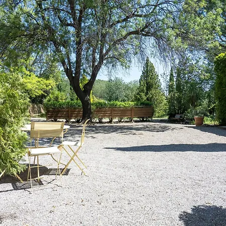 Spacious With Private Pool And Park, Cleaning Included Feriehus