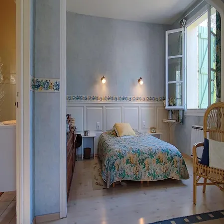 Spacious With Private Pool And Park, Cleaning Included Feriehus